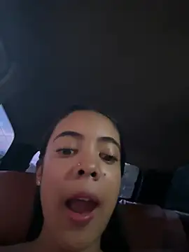 NAUGHTY_LITTLE_18 Webcam-Show
