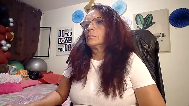 Chat XXX en directo de Samantha71_