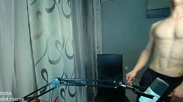 XXX chat uživo modela sh4memeBC