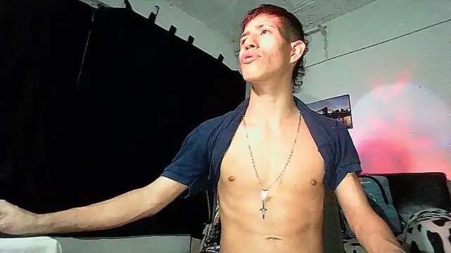 dareck_18 Chat XXX in diretta