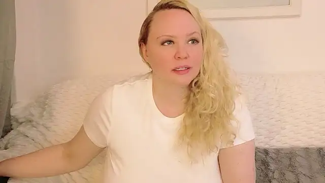 Sarah4you Adlı Modelin Canlı XXX Sohbeti