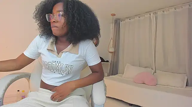 Czat XXX na żywo – yara_rose
