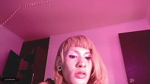 PervertedMissCloe Adlı Modelin Canlı XXX Sohbeti