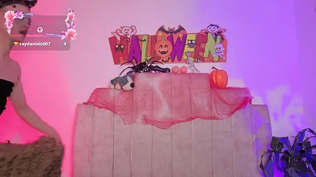 Emilly-halln Live XXX chat