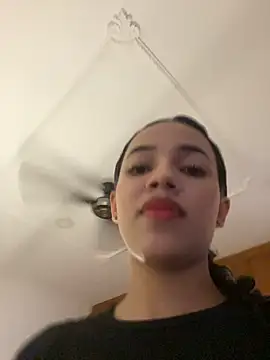 clara_em élő XXX-chatje