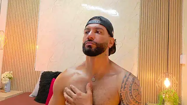 yorbymaxx's Live XXX Chat