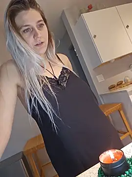 ScarletsWeb Chat XXX live