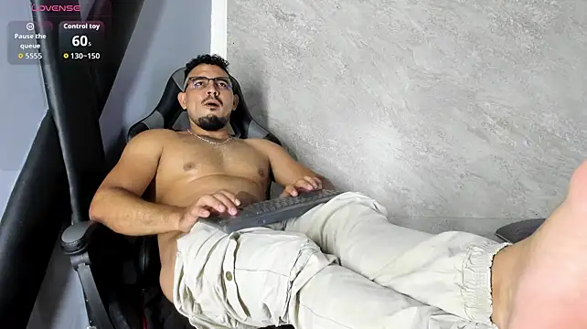 Cupeer-1 Live XXX-Chat