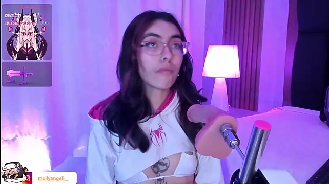 Chat XXX en directo de Molly_A