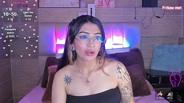 mia_devine_n Live XXX chat