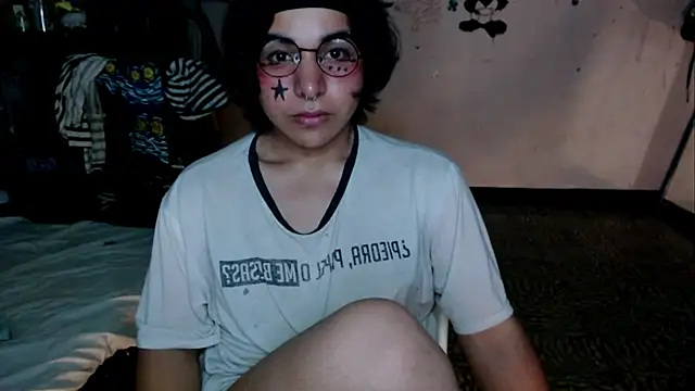 Cutie_Sam: απευθείας συνομιλία ΧΧΧ