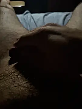 krislovear Webcam Show