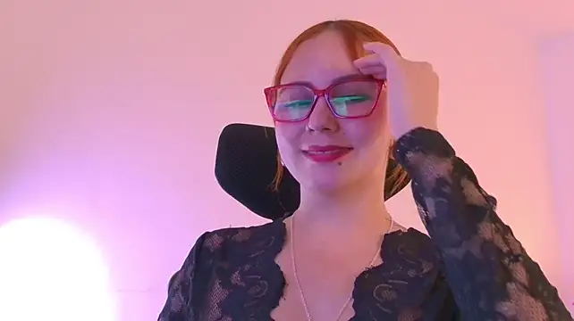 XXX chat uživo modela MistressErza