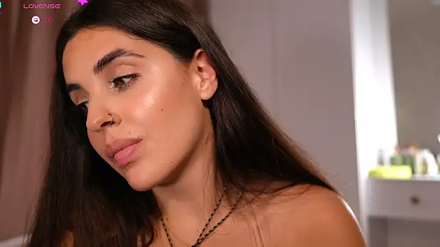 Chat +18 de xHONEYHAMSTERSx ao vivo