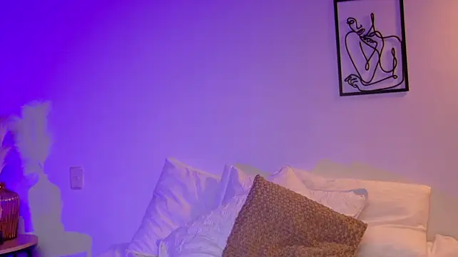 Živý XXX chat CamiRosse18