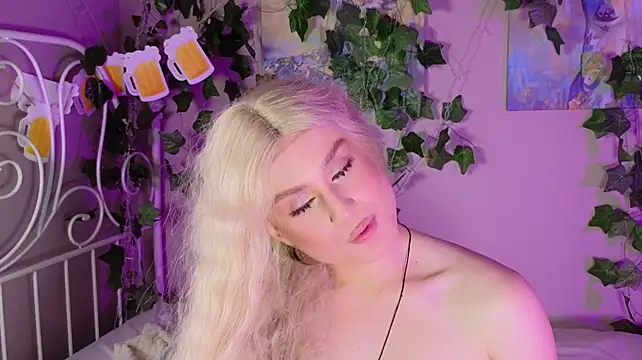 cumboydoll 라이브 XXX 채팅