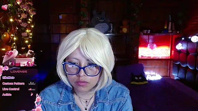 MidoriQuiinn   – Live XXX-chat