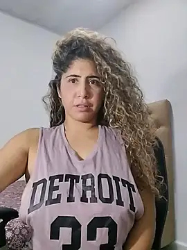 دردشة Lilith_30 الجنسية المباشرة