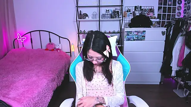 ashleywowmeow লাইভ XXX চ্যাট