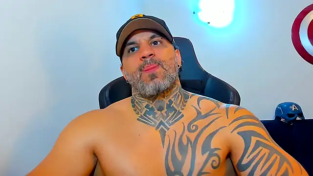 Chat XXX en directo de JoshRigby