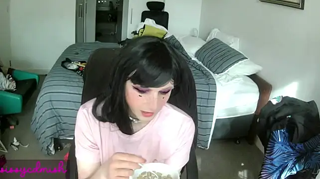 SissyCDMish: απευθείας συνομιλία ΧΧΧ