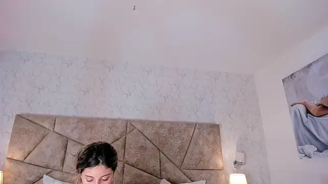 MiiaGreys Live XXX Chat
