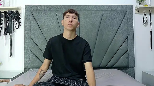 Sammy_OS Live XXX-Chat