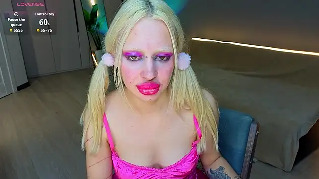 Luna_Beverly Chat XXX live