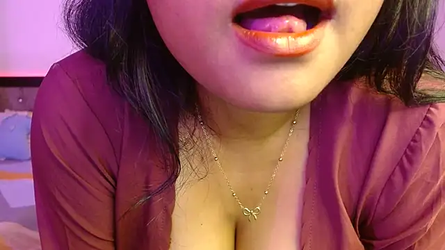 Pyari_zara 现场XXX聊天