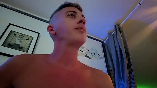 1Hugo1 live XXX chat