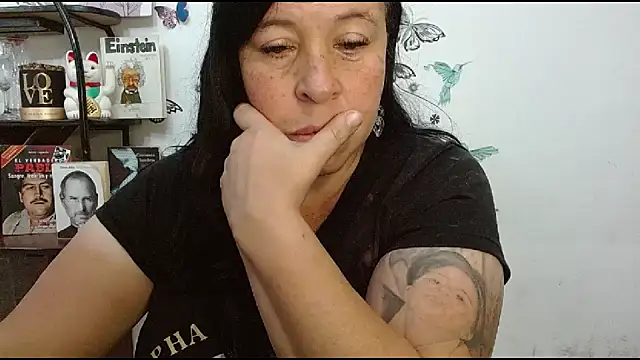 Czat XXX na żywo – LauraMallioni