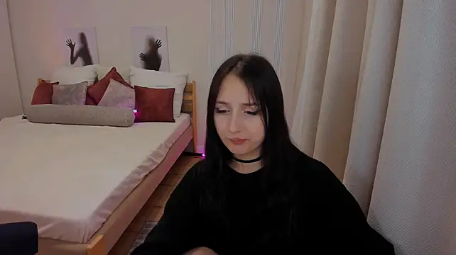 JulietteMonli – Naživo XXX chat