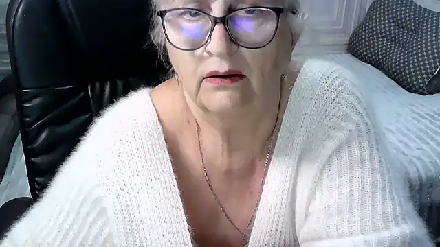 LolkaAlyss' Live XXX Chat