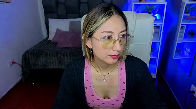 Giadda_ Live XXX-Chat