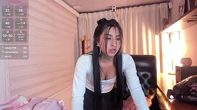 Chat +18 de Dashell_rivera ao vivo