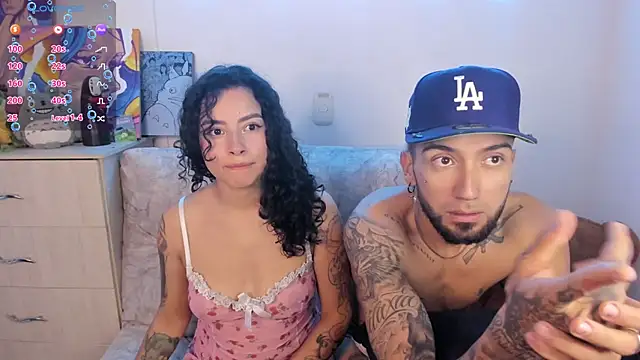 couplevibesss' Live XXX Chat