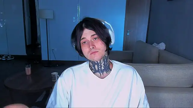 _torfin_ live XXX chat