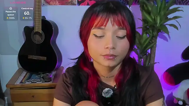 دردشة Emma_duff الجنسية المباشرة