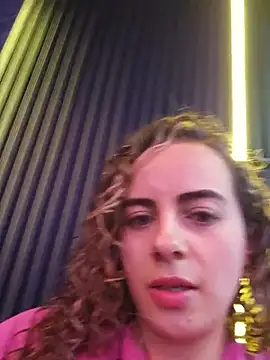 XXX chat uživo modela Sairy_