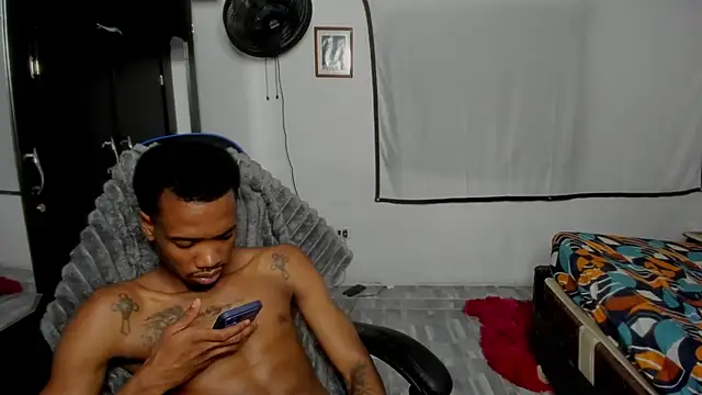 Chat XXX ao vivo de Kofi_exotic_2