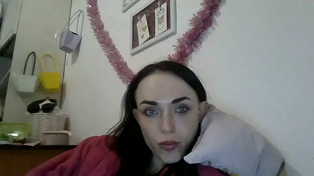 Chat XXX en directo de Trinsy_Love