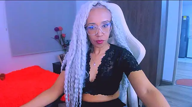 ScarlettMalbec XXX чат на живо