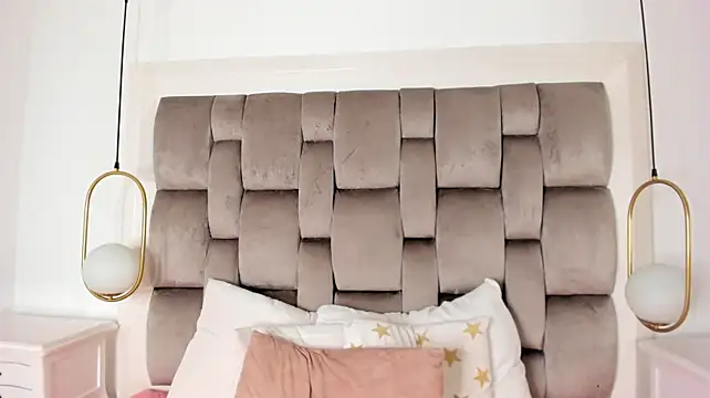 XXX chat uživo modela camila_sunsen