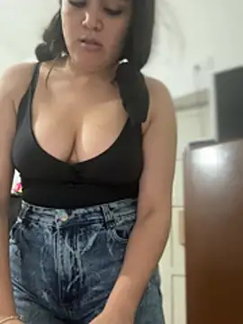 Czat XXX na żywo – CamilaSofiia