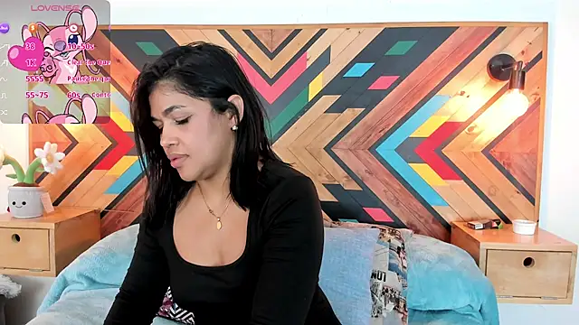 NaiirobiSwan লাইভ XXX চ্যাট