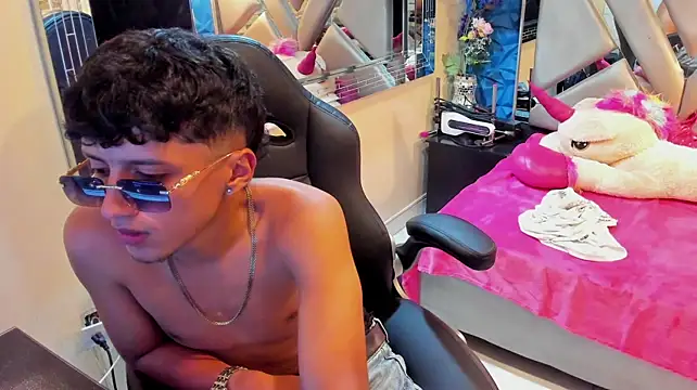 Mr_Dylan1 Live XXX-chat
