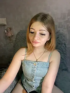 دردشة Elirya الجنسية المباشرة