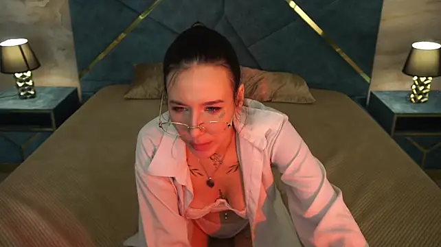 Czat XXX na żywo – NikkiGoldSide