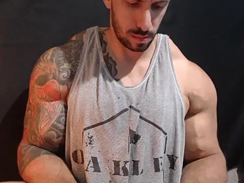 DommMaster Live XXX Chat