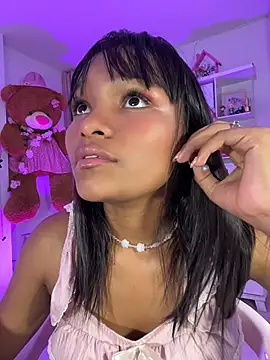 Chat XXX en directo de KaattySweet_